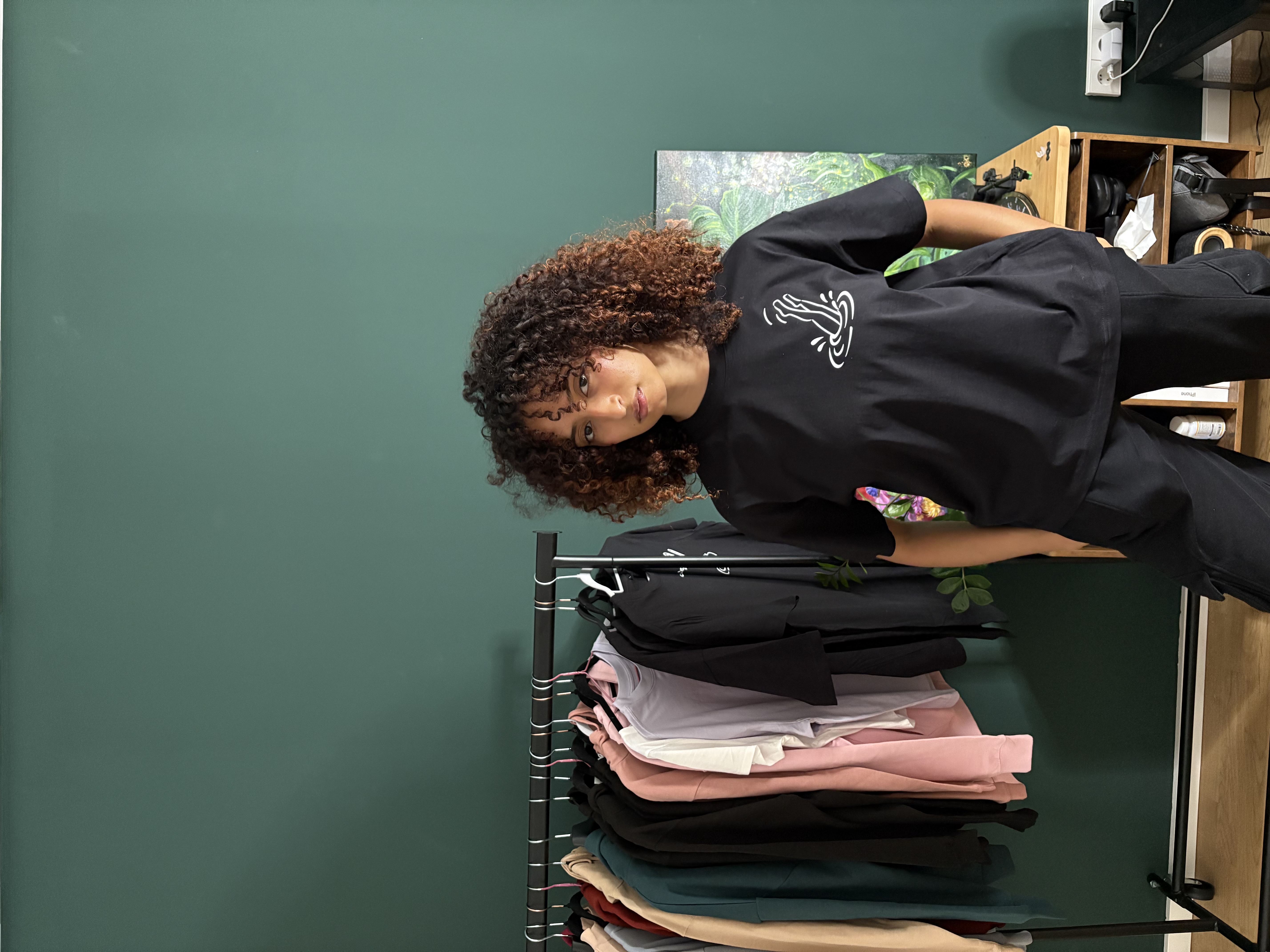 Luna & Benny Tideplay T-Shirt - Image 3